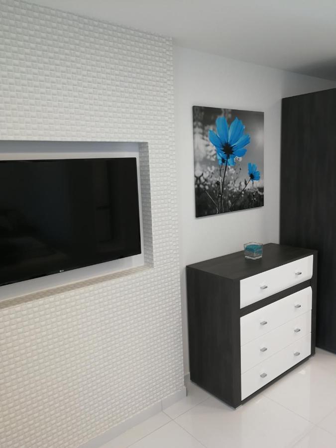 Aqua Solar Apartmanhaz Miskolc Bagian luar foto
