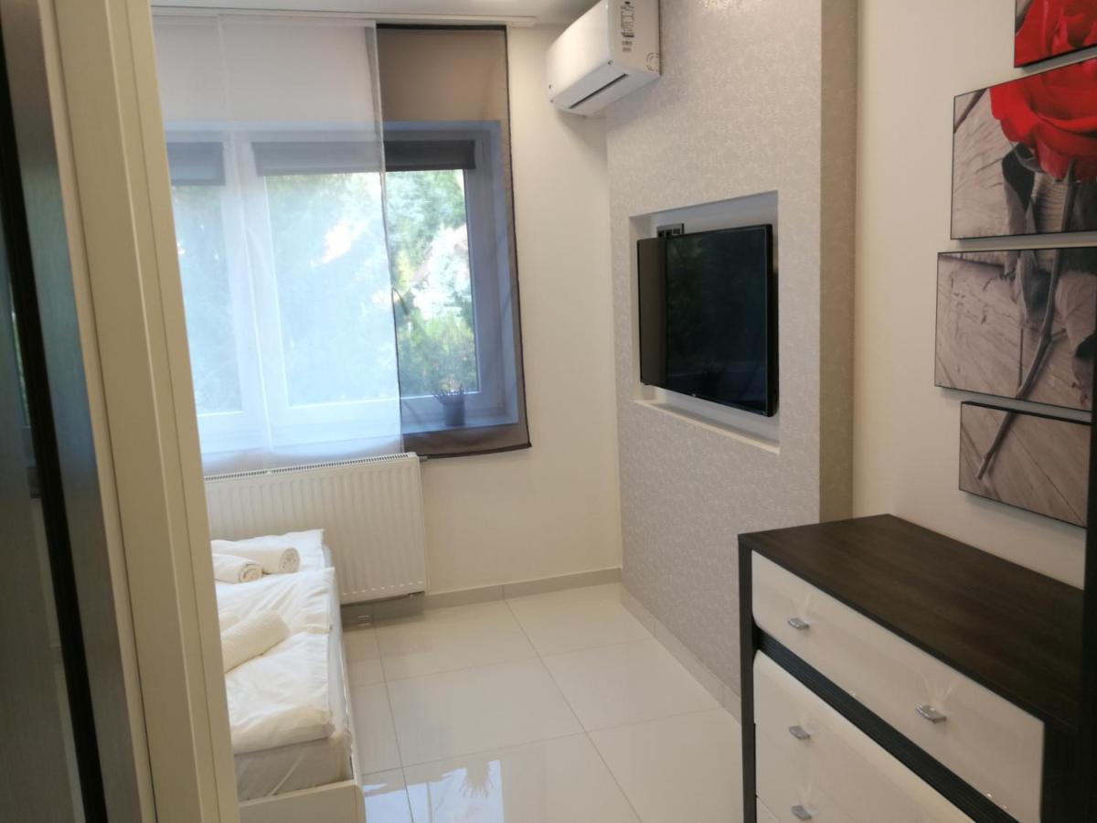 Aqua Solar Apartmanhaz Miskolc Bagian luar foto