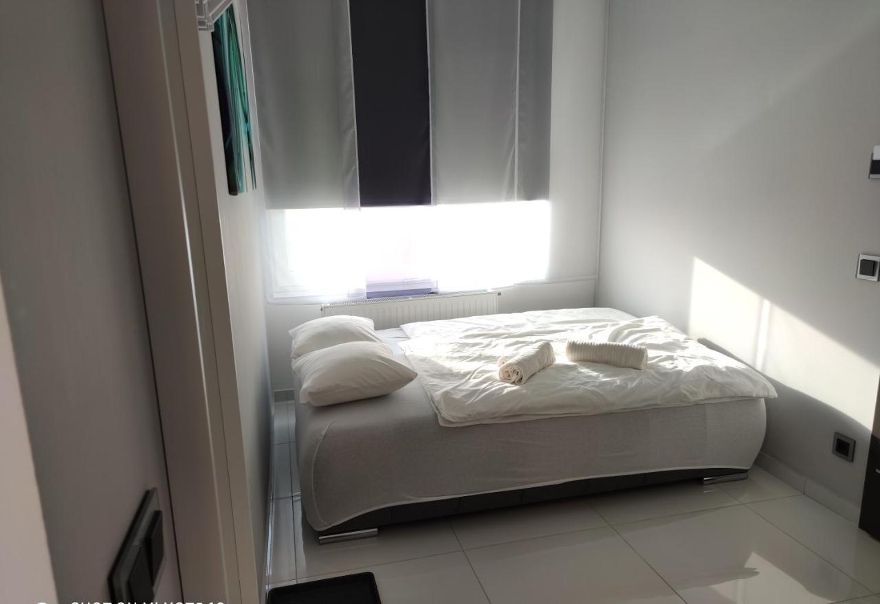 Aqua Solar Apartmanhaz Miskolc Bagian luar foto