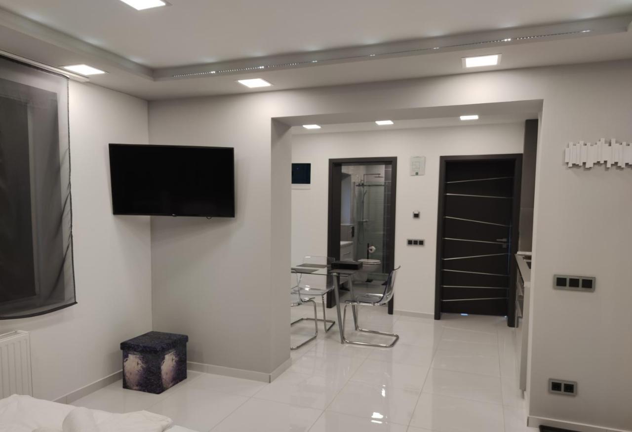 Aqua Solar Apartmanhaz Miskolc Bagian luar foto