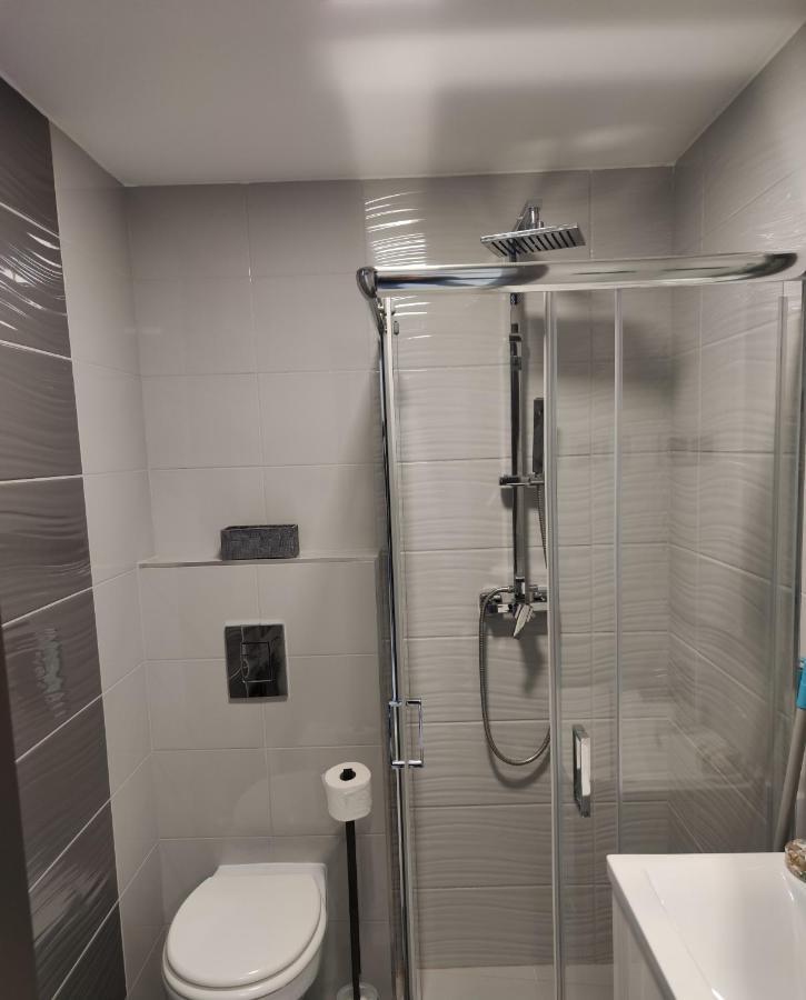 Aqua Solar Apartmanhaz Miskolc Bagian luar foto