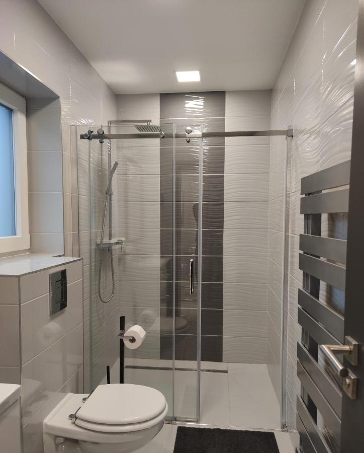Aqua Solar Apartmanhaz Miskolc Bagian luar foto